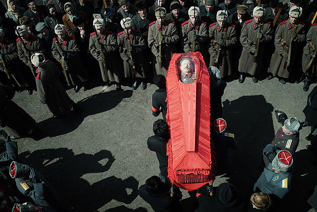 アドリアン・マクローリンの「スターリンの葬送狂騒曲」の画像