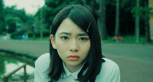 山田杏奈の「21世紀の女の子」の画像