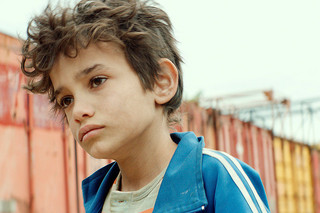存在のない子供たちの映画評論『「存在のない」少年の告発のまなざしは、すべての大人に向けられている』