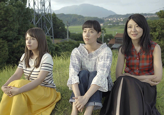 中村祐美子の「あなたがここにいるだけで むなかた三姉妹物語」の画像