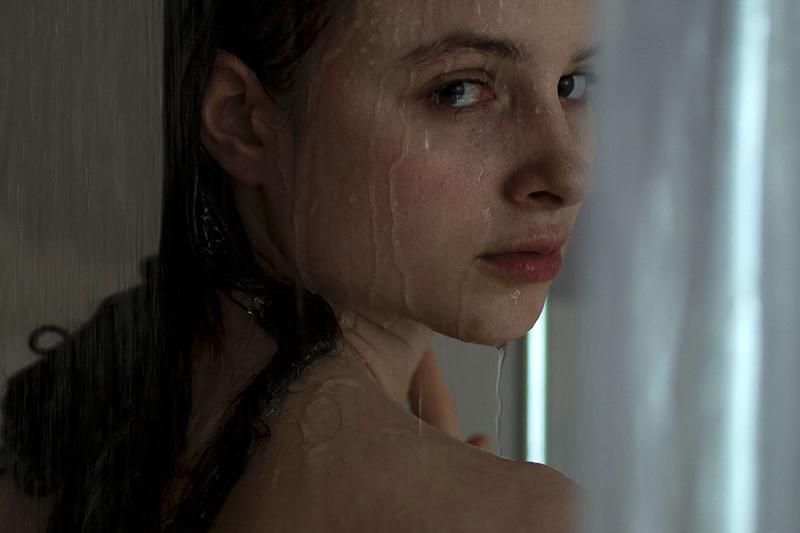 トラフィッカー　運び屋の女 : 作品情報・キャスト・あらすじ