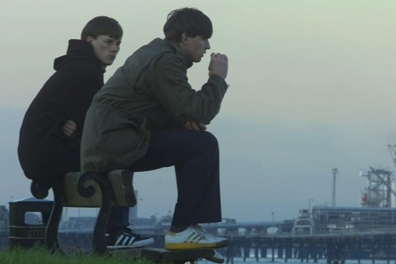 アウェイデイズ : 作品情報・キャスト・あらすじ・動画
