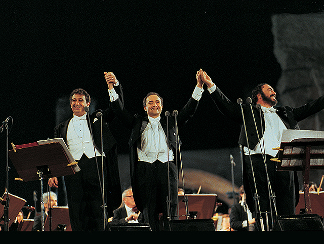 ルチアーノ・パバロッティの「甦る三大テノール 永遠の歌声」の画像