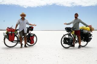 オーストリアからオーストラリアへ ふたりの自転車大冒険