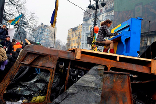 ピアノ ウクライナの尊厳を守る闘い