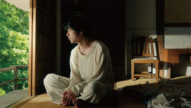 坂口健太郎の「サイド バイ サイド 隣にいる人」の画像