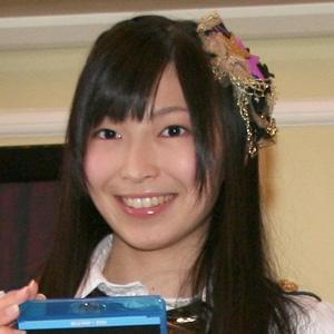 SKE48 2010年カレンダー 水曜日 サイン入り 大矢真那 SKE48 2010年カレンダー 水曜日 サイン入り 大矢真那 - メルカリ