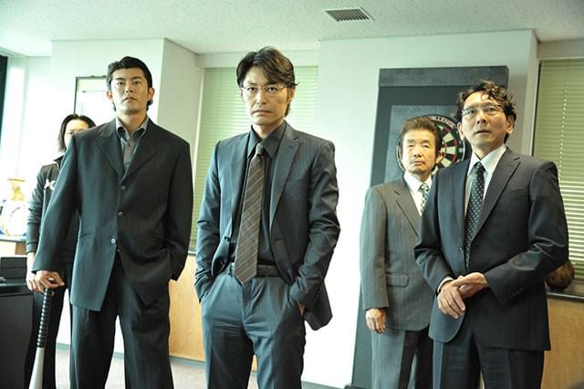 暴走族上がりの詐欺集団が立ちはだかる